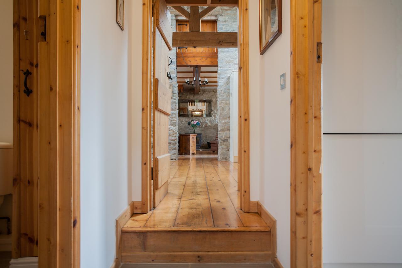 Bed and Breakfast Beudy Bach Cross Hands Exteriér fotografie